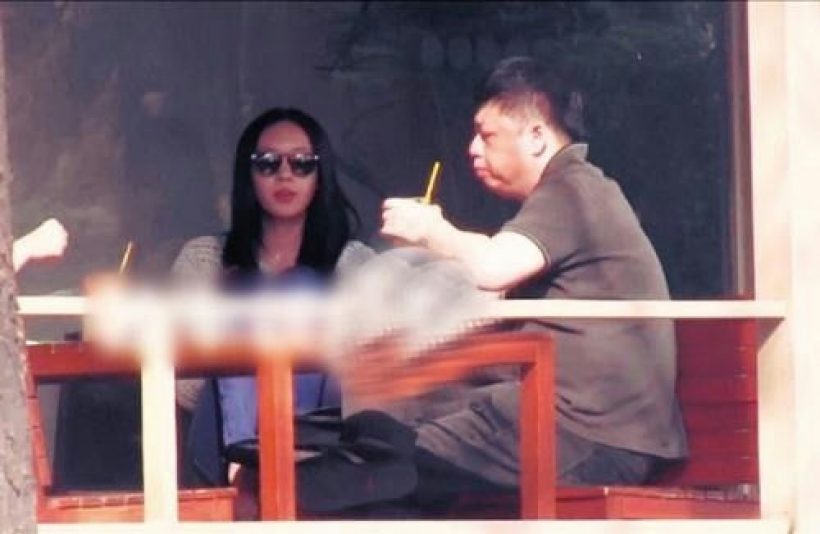 ชีวิตคู่มีปัญหา?นางร้ายหน้าสวย ถูกจับภาพควงหนุ่มที่ไม่ใช่สามี