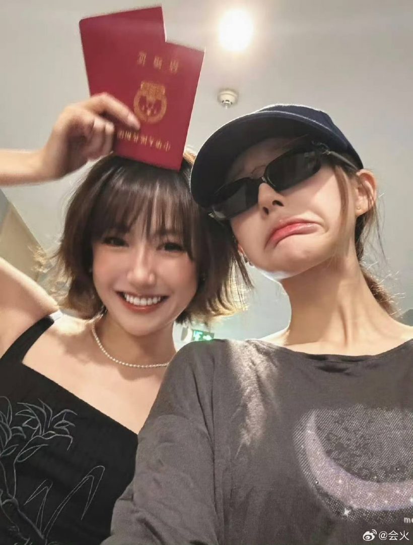 ช็อตทัชใจ จ้าวลู่ซือ เป็นสักขีพยานรักเพื่อนสนิทสละโสดแล้ว