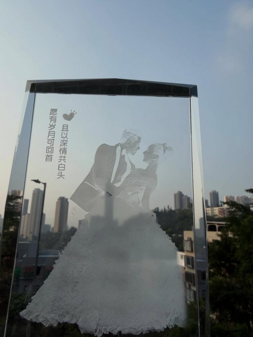 น่าอิจฉาคู่รักต่างวัยแต่ง9ปียังมั่นคง ได้ลูก3เป็นโซ่ทองคล้องใจ