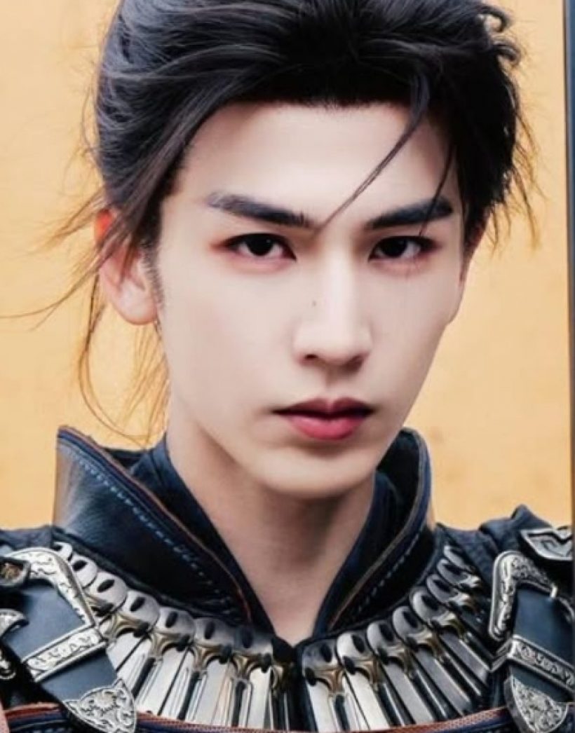 จางหลิงเฮ่อ โดนแซะแม่ทัพรองพื้น หน้าเป๊ะจนเสียลุค