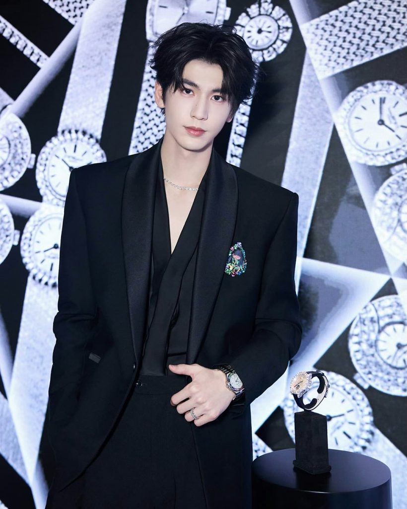 จางหลิงเฮ่อ โดนแซะแม่ทัพรองพื้น หน้าเป๊ะจนเสียลุค