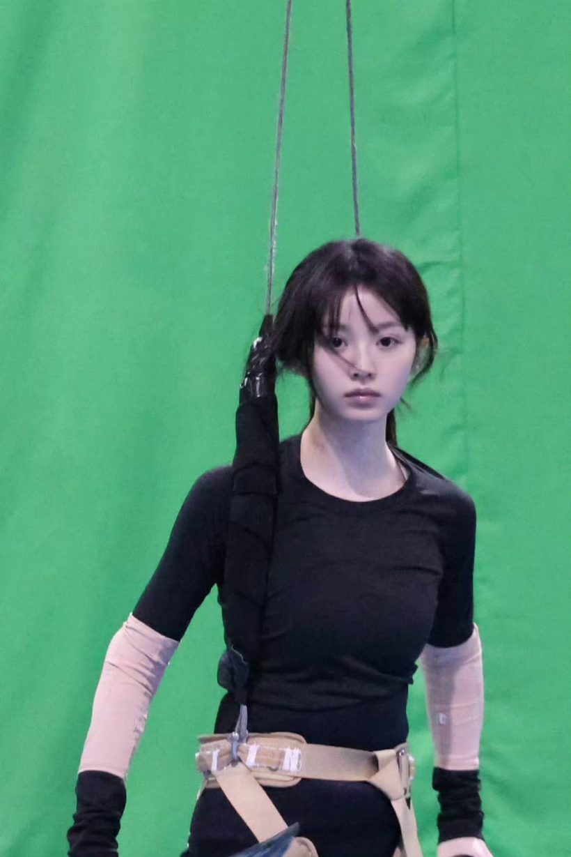 ส่องให้ชัด! รวมช็อตหน้าสด นางเอกล่าหยกที่ทำโซเชียลแตก