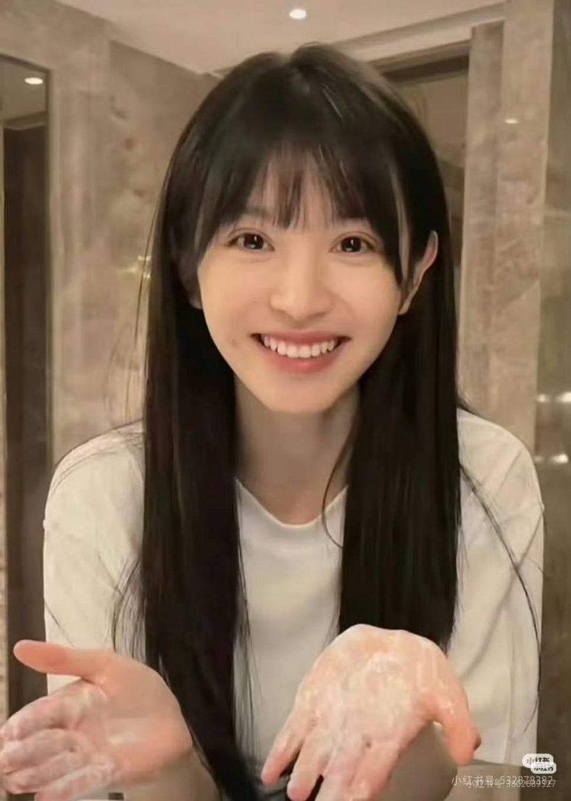 ส่องให้ชัด! รวมช็อตหน้าสด นางเอกล่าหยกที่ทำโซเชียลแตก