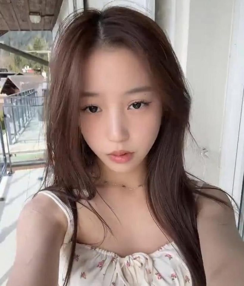 ตะลึง!สาวคนนี้คือลูกสาวนางเอกซุปตาร์ สวยถอดแม่มาเต็มๆ