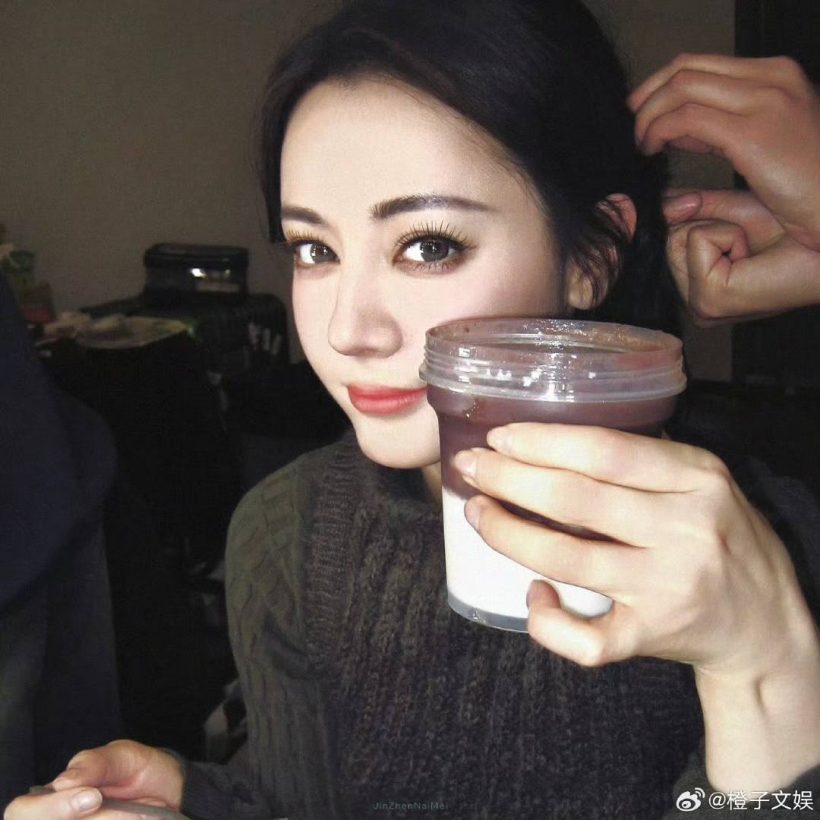 หลุดภาพลับ!ซุปตาร์สาว เปลี่ยนผจก.ใหม่ หลังเจอมรสุม..