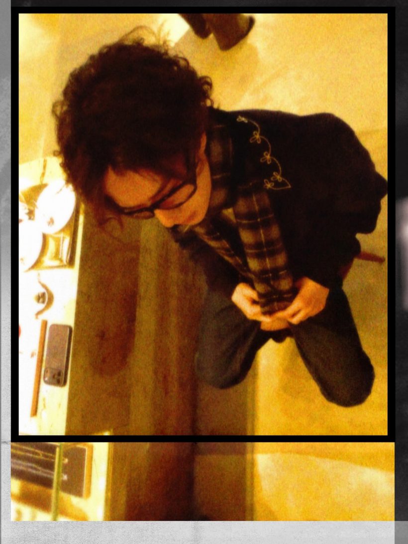 ปารีสแทบแตก! "หวังอี้ป๋อ" อัปรูปเซตใหม่ หล่อทะลุแมสก์