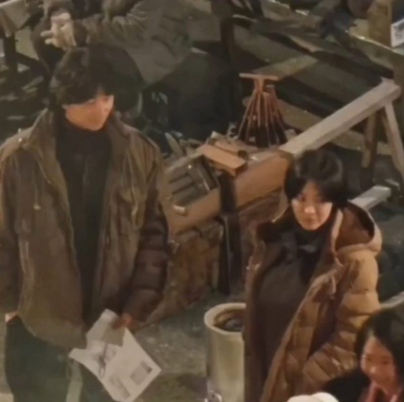 หมดกันท่านประธาน! วิ่งสับจนพาสปอร์ตปลิวโชว์กล้อง!