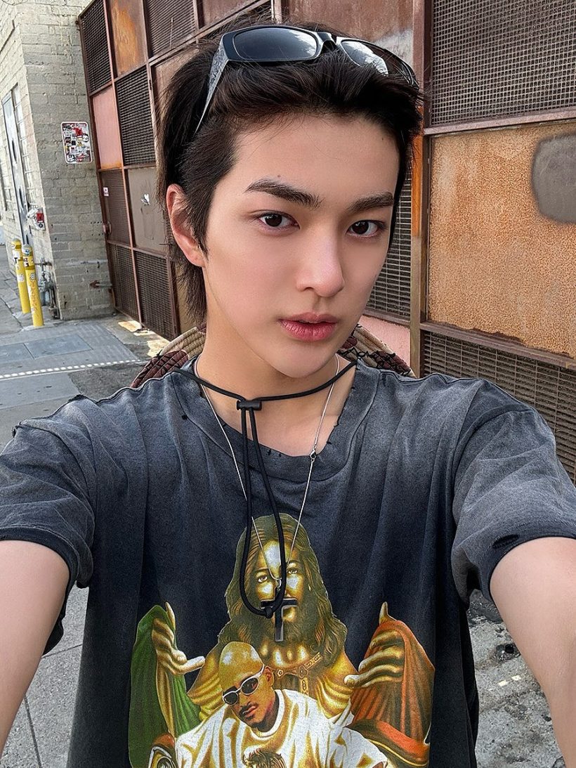 รู้จัก ไอดอลหนุ่มที่หล่อแบบ ใบหน้านี้10ปีจะมีสักครั้ง