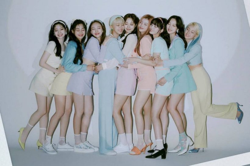 แฟนคลับกรี๊ด! BLACKPINK และ TWICE เตรียมคัมแบ็ควันเดียวกัน