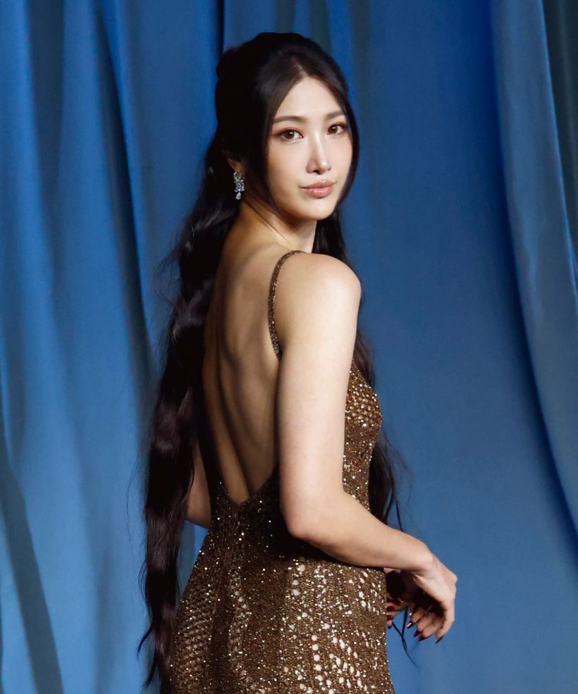 EJAE เจ้าของเพลง Golden เซ็นสัญญาครั้งประวัติศาสตร์!