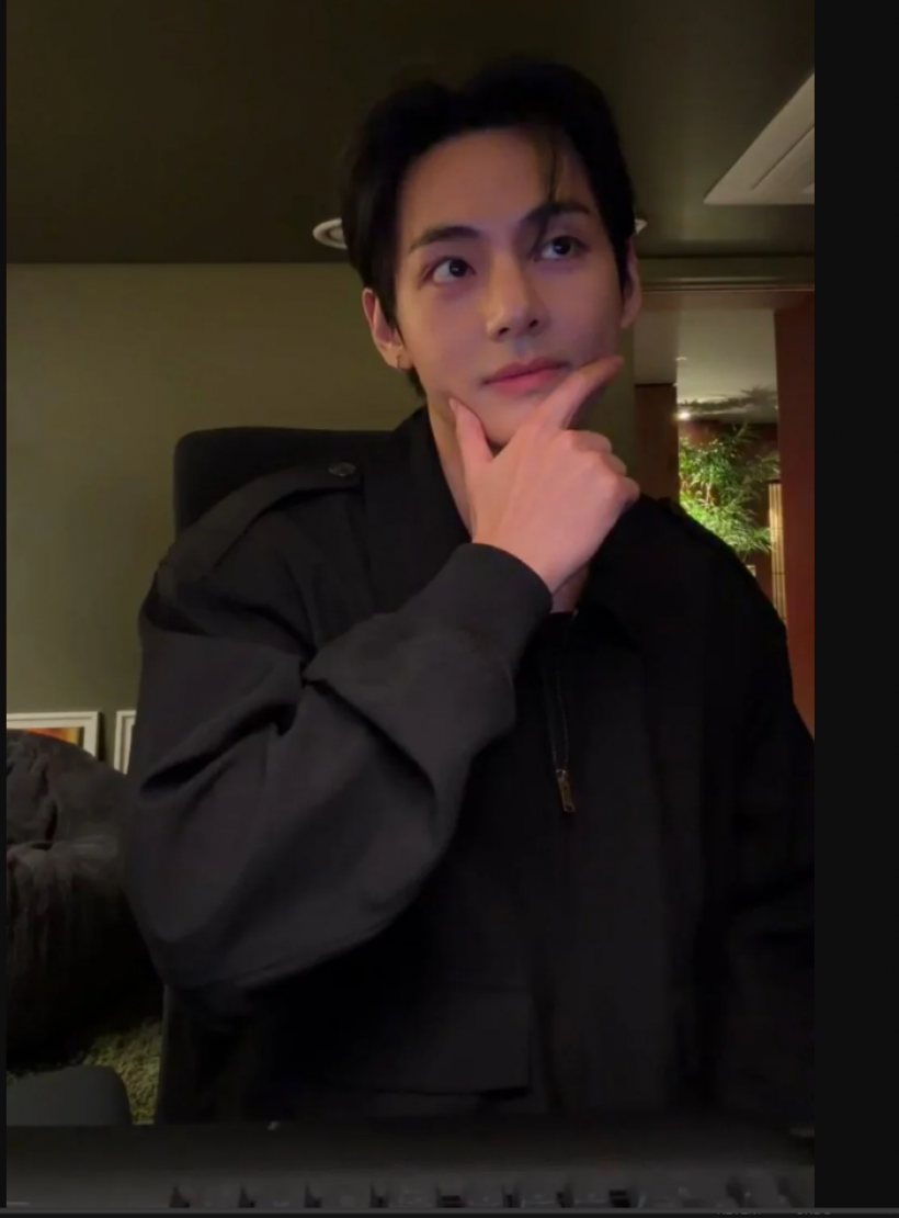 ส่องบ้านใหม่ วี BTS เปิดทัวร์กรุบกริบกลางไลฟ์ ทำเอาแฟนคลับใจฟู