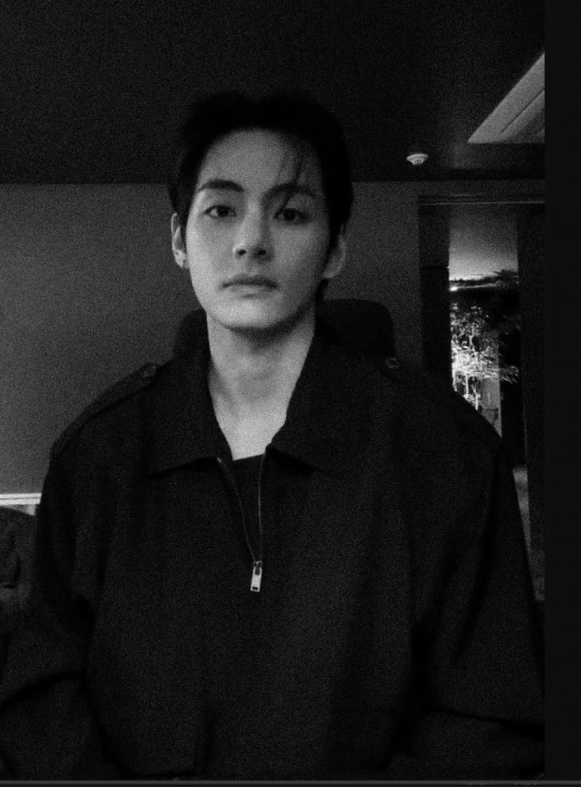 ส่องบ้านใหม่ วี BTS เปิดทัวร์กรุบกริบกลางไลฟ์ ทำเอาแฟนคลับใจฟู