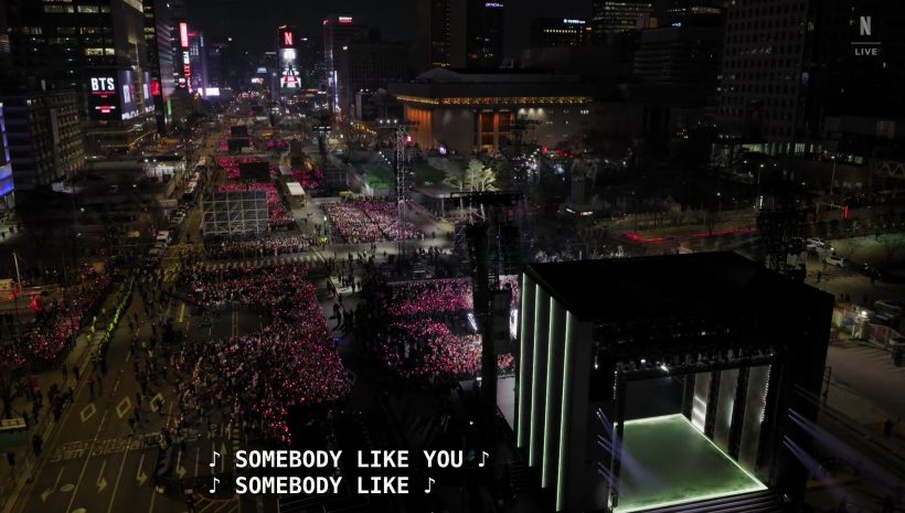 โซลแทบแตก! BTS ยึดควังฮวามุน สั่งปิดวังรับฝูงชน 2 แสนคน