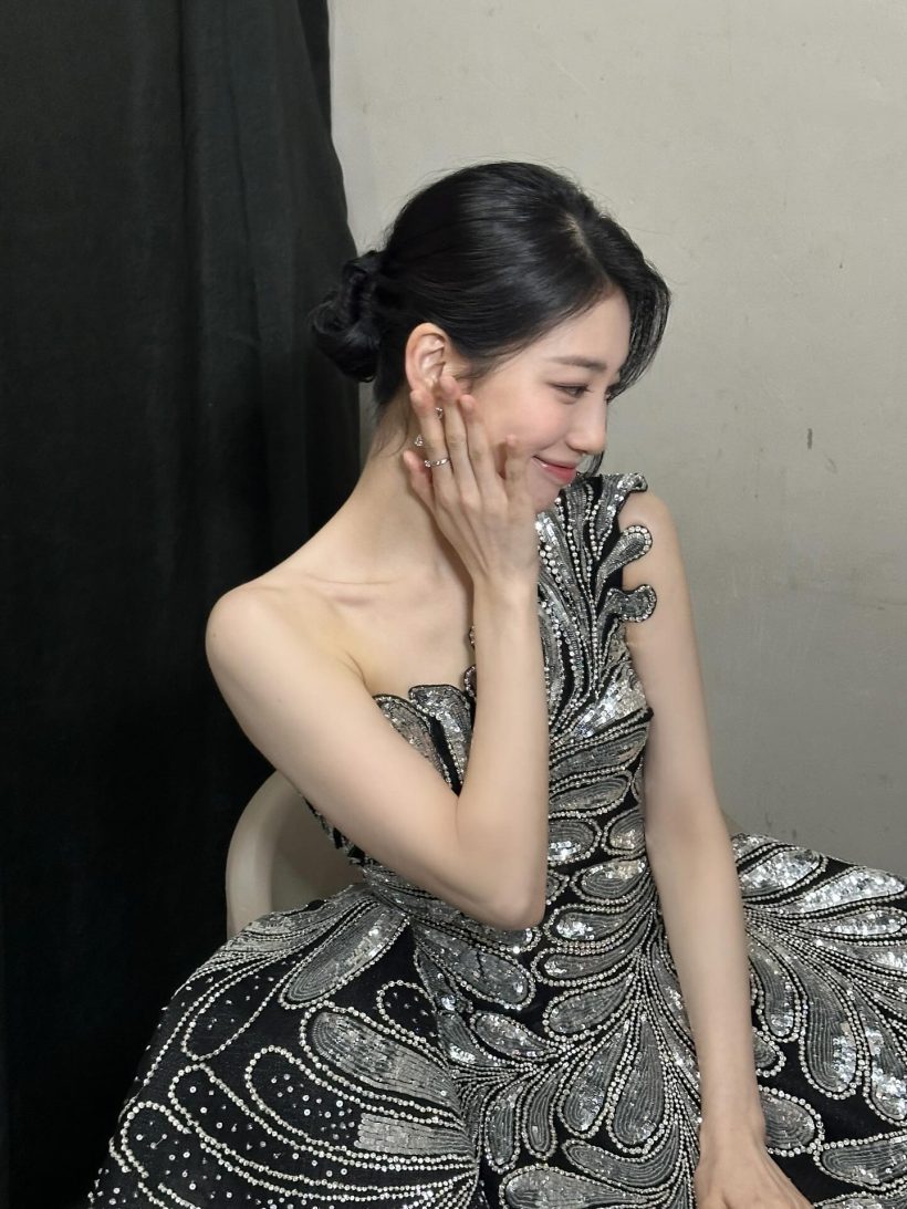 แห่จับผิดไร้เงานางเอกตัวท็อป ร่วมยินดีงานแต่งอดีตเพื่อน ย้ำข่าวลือรอยร้าว?