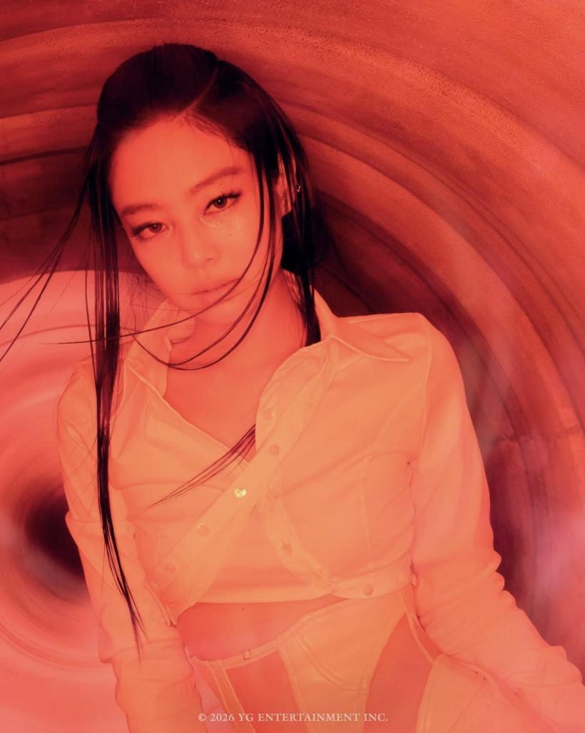 ส่องลุคสุดจึ้ง 4สาวBLACKPINK ในโปสเตอร์เวอร์ชั่น Red Light