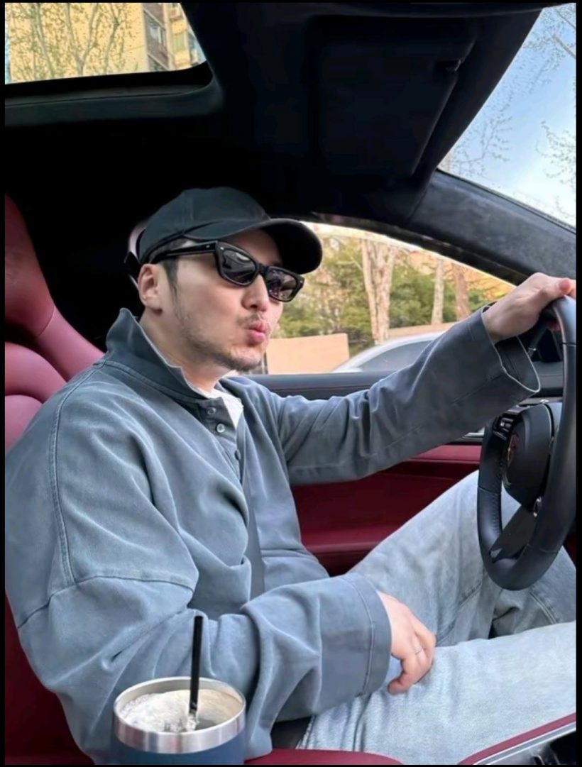 แฟนๆ จับสังเกตไอเทมรักมัดตัว ทิฟฟานี่-บยอนโยฮัน หวานเจี๊ยบ