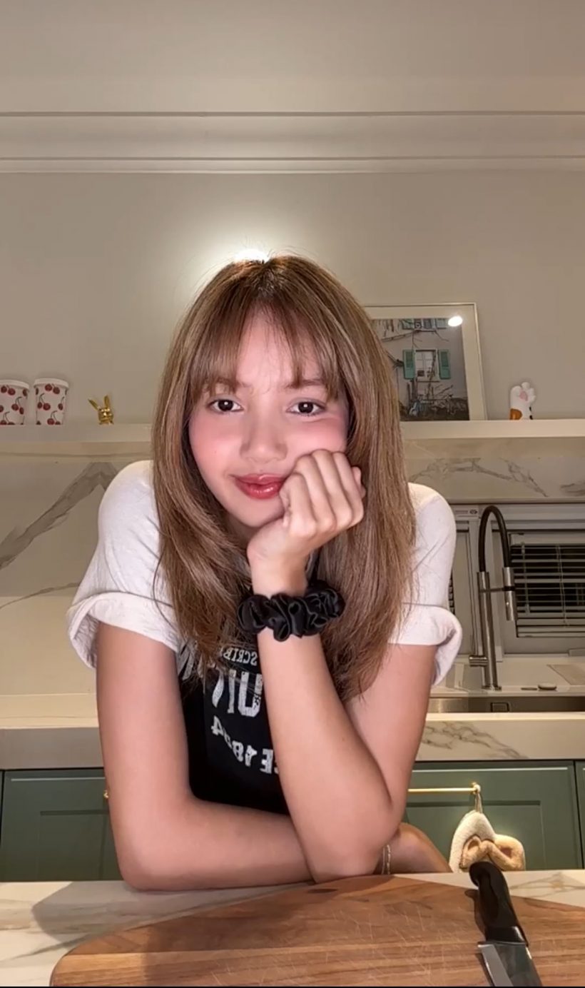ไวรัลเรียบร้อย! เมื่อ ลิซ่าเปรี้ยวปาก ลุกมาตำส้มตำอวดโลก