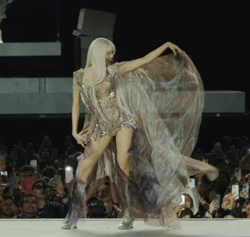 ส่องลิซ่าสวยจึ้งบนเวทีCoachella 2026 จนสร้างสถิติครั้งใหม่