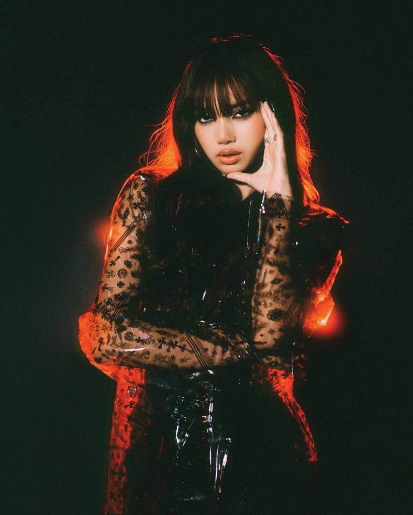 ถกสนั่น!ยอดขายอัลบั้มใหม่ลิซ่า วันแรกลดฮวบเมื่อเทียบ LALISA เกิดอะไรขึ้น?