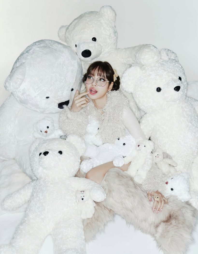 ลิซ่าฉลองวันเกิด 29 ปี โชว์ลุคสุดคิ้วท์ ยอดไลก์พุ่งกระฉูด