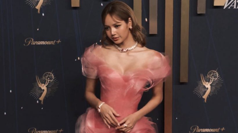 สื่อต่างชาติ คอมเมนต์ชุดลิซ่า ในงาน emmy awards 2025 ว่าเหมือน...