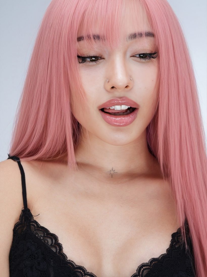 นักร้องสาว โดนทัวร์ลง หลังคอมเมนต์กดดันให้ ลิซ่า ออกมา Call out