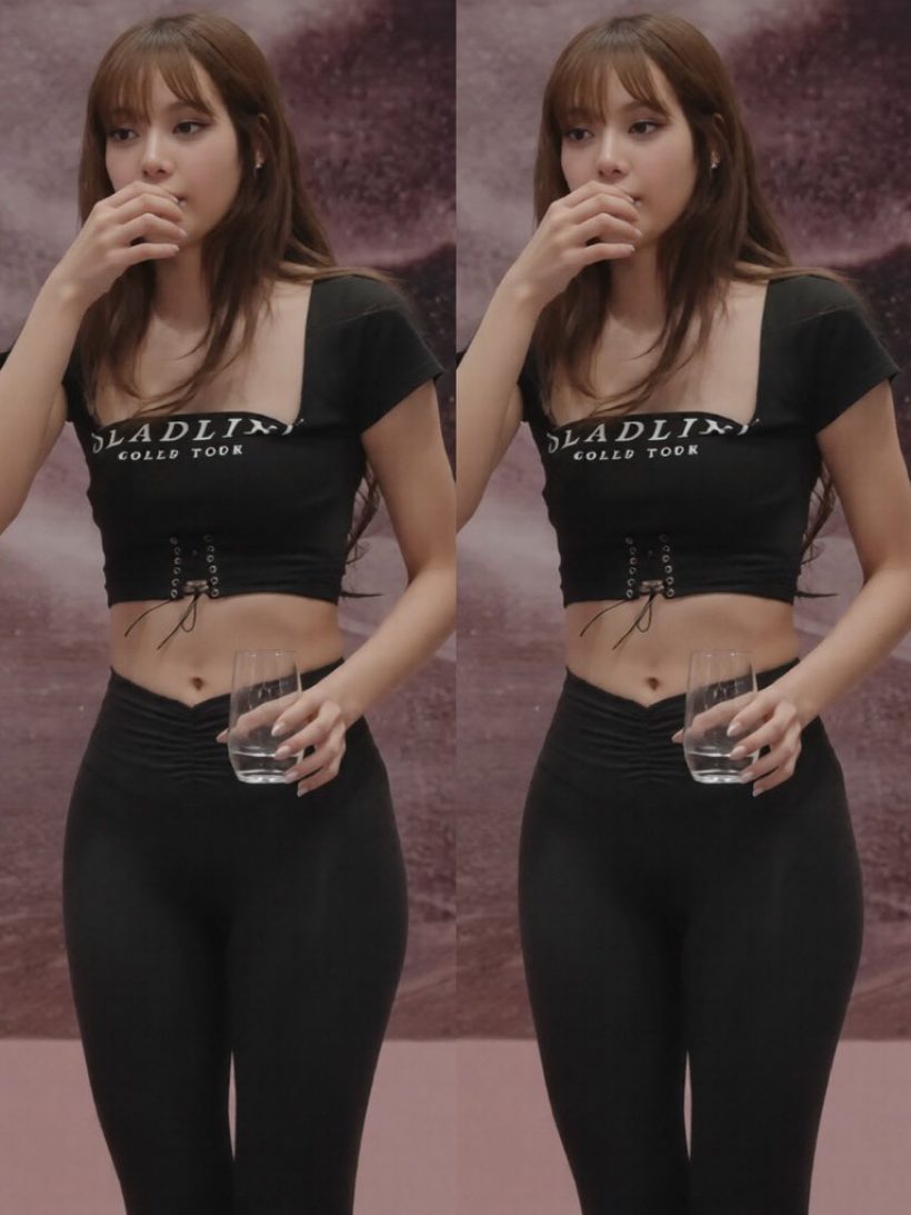 ภาพนี้ ลิซ่า ทำโซเชียลแตก! หุ่นโซ้ะสร้างเรื่องเว่อร์