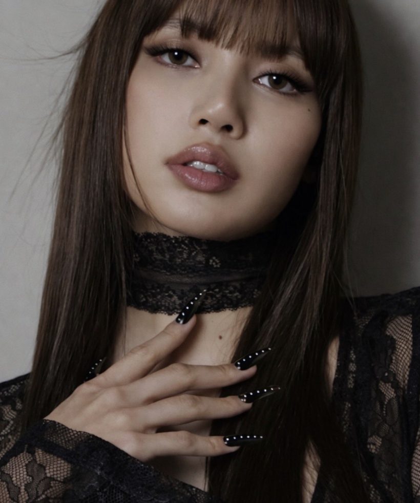 ภาพนี้ ลิซ่า ทำโซเชียลแตก! หุ่นโซ้ะสร้างเรื่องเว่อร์