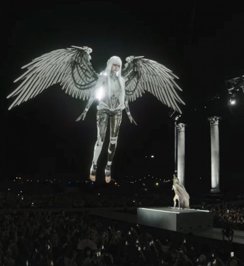 คนไทยคนแรก! LISA สร้างยอดพุ่ง5ล้าน ในไม่กี่ชั่วโมง!