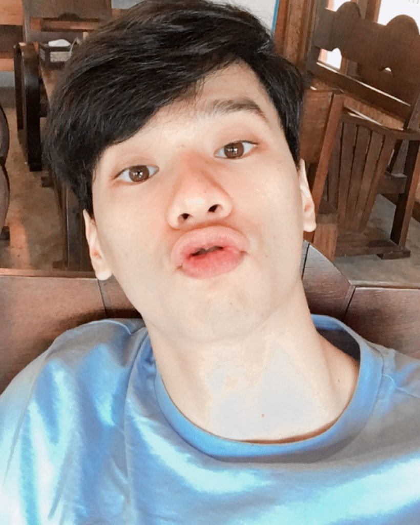 ส่องพัฒนาการความหล่อ เก่ง หฤษฎ์ หนุ่มเหนือดีกรีเดือนมหาลัย
