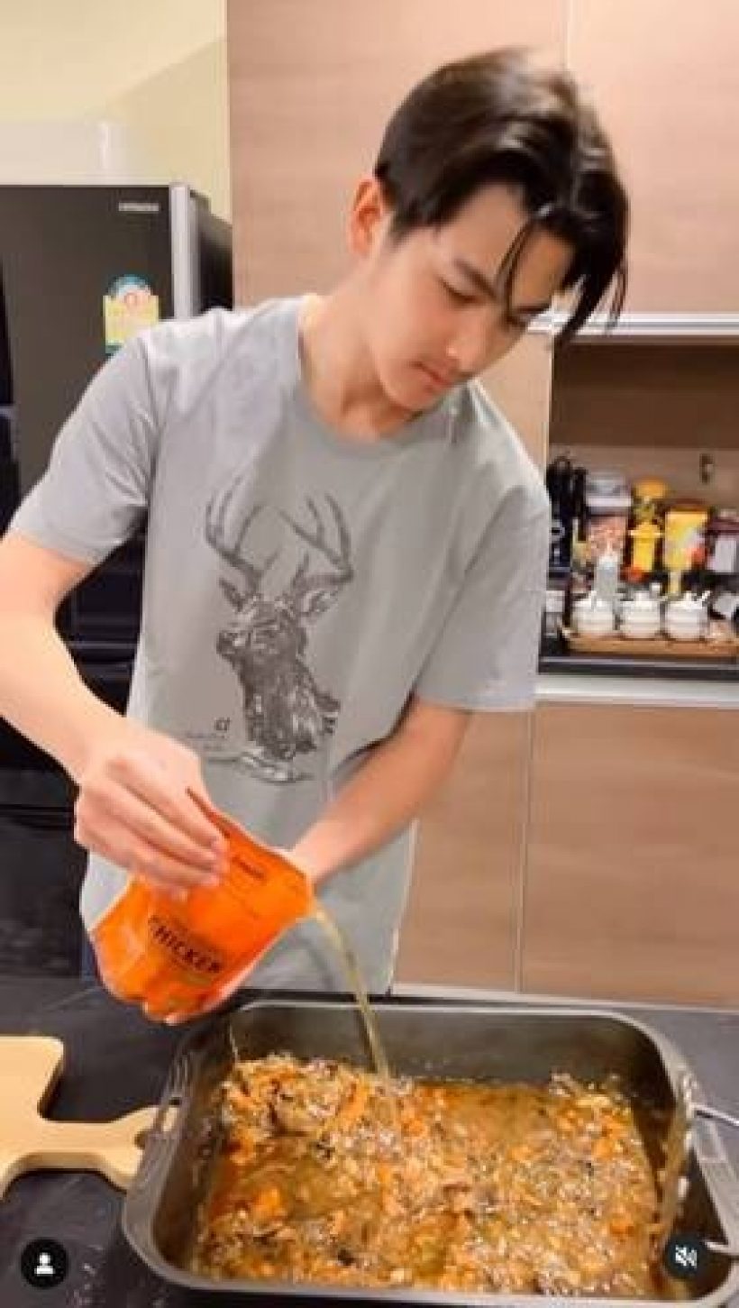 ทายาทดาราสาวดัง ยิ่งโตยิ่งหล่อ แม่ไม่ห้ามเข้าวงการ