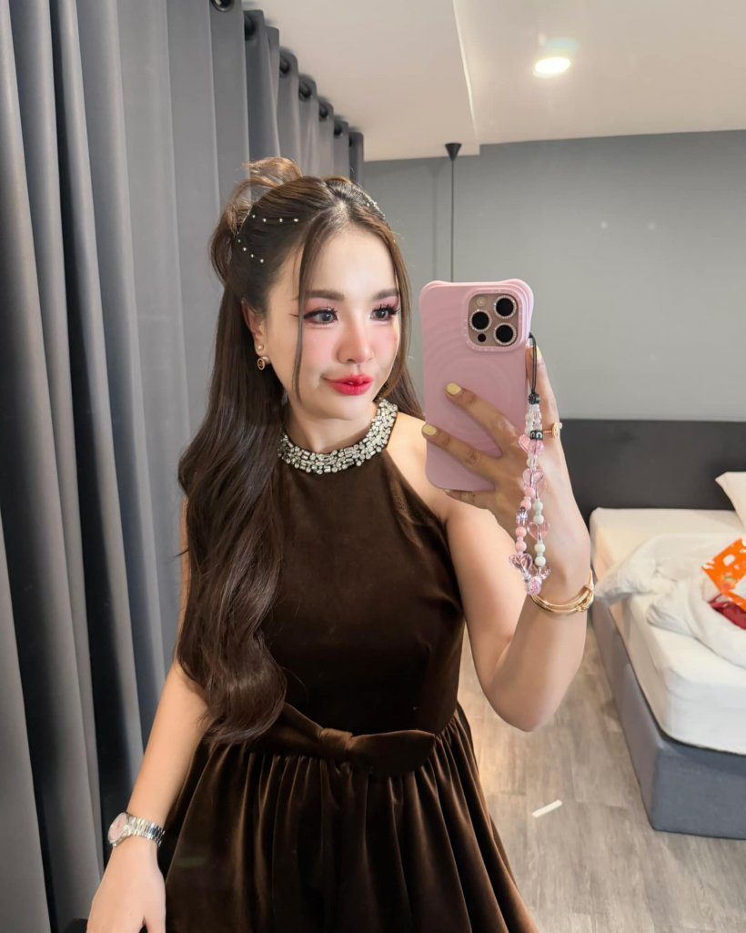 เปิดยอดขายออนไลน์ล่าสุด “เจนนี่ รัชนก” หลังไลฟ์รัว 18 ชม.