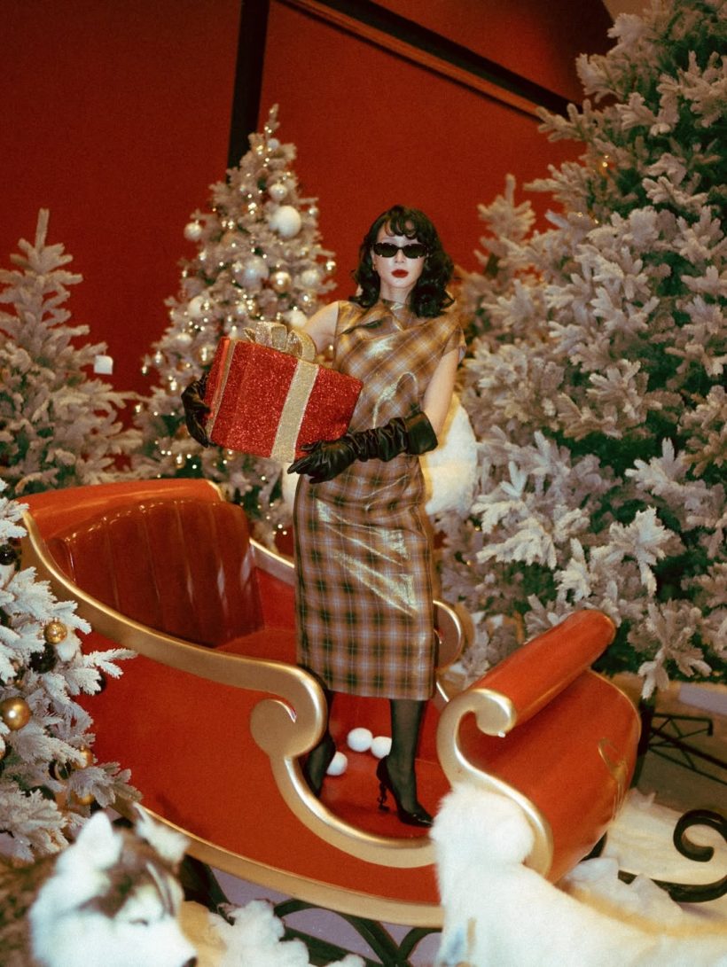 ไม่มีใครยอมใคร มัดรวมเหล่าคนบันเทิง เเต่งเต็มรับคริสต์มาส