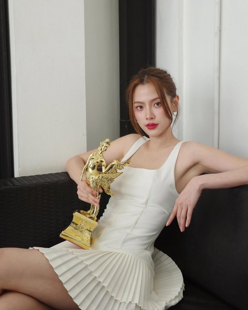 สาเหตุไร้เงา ใบเฟิร์น พิมพ์ชนก ร่วมงานกินรีทองมหาชน ครั้งที่10