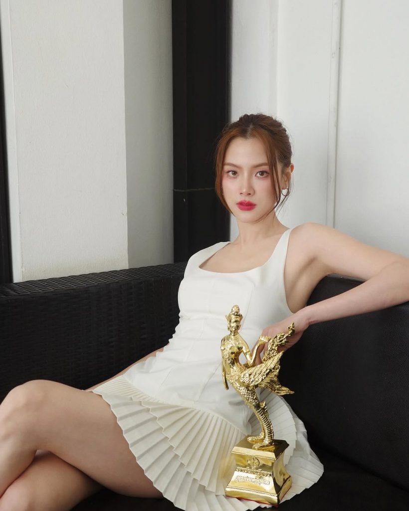 สาเหตุไร้เงา ใบเฟิร์น พิมพ์ชนก ร่วมงานกินรีทองมหาชน ครั้งที่10