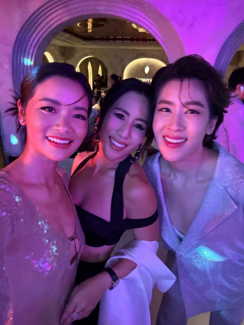 เชียร์ ฑิฆัมพร ควงสาวสวยออกงาน แห่สงสัย แฟนใหม่ใช่ไหม?