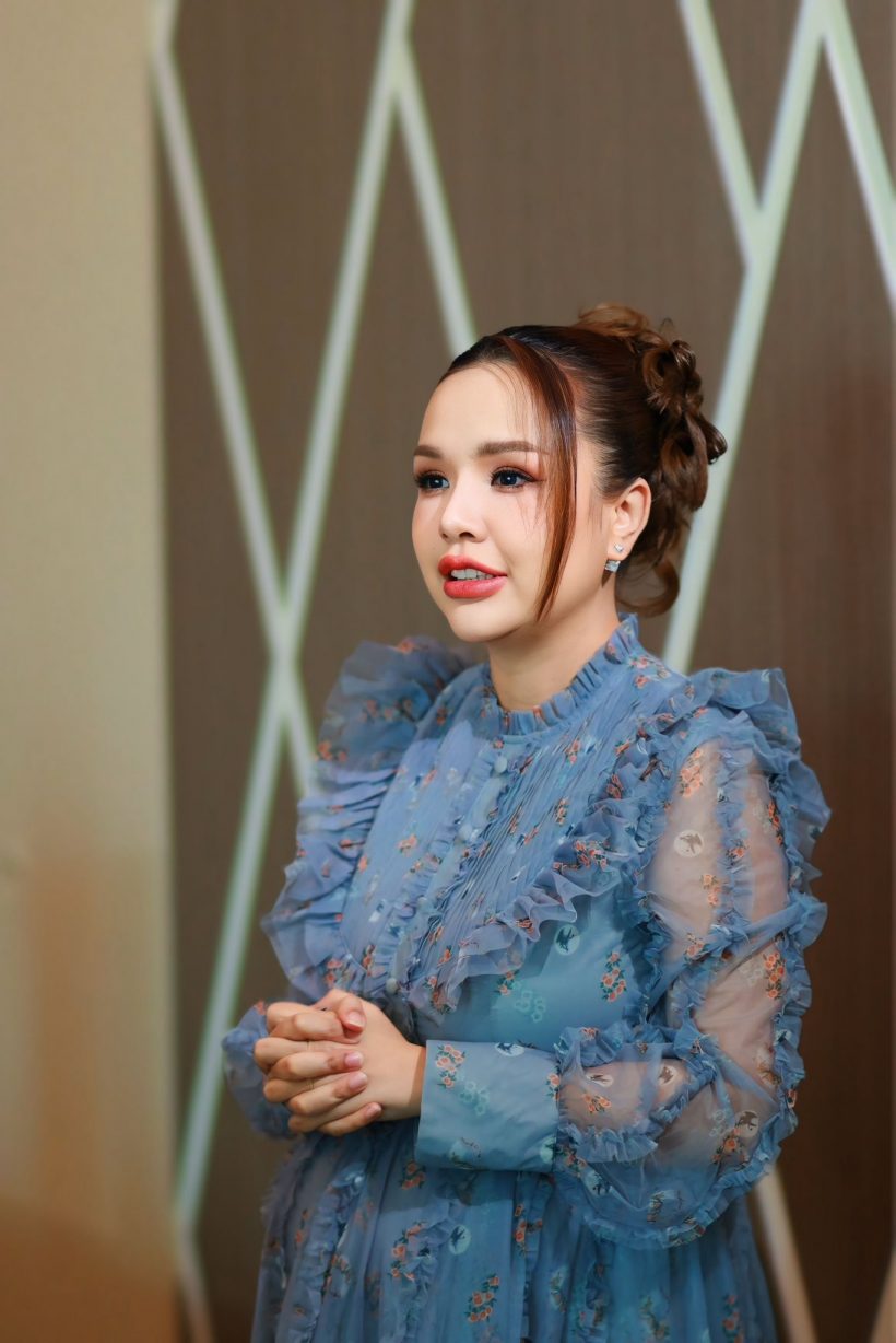 เจนนี่ไม่ทน!! ตอกกลับชาวเน็ตเมนต์แรง ปมแม่ติดหนี้เนเงิน