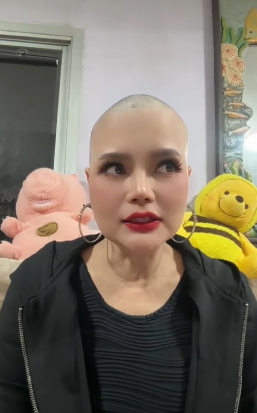 นักร้องสาวดัง โกนผมสู้มะเร็ง แม้ผ่าตัดแล้ว แต่ยังไม่จบ!