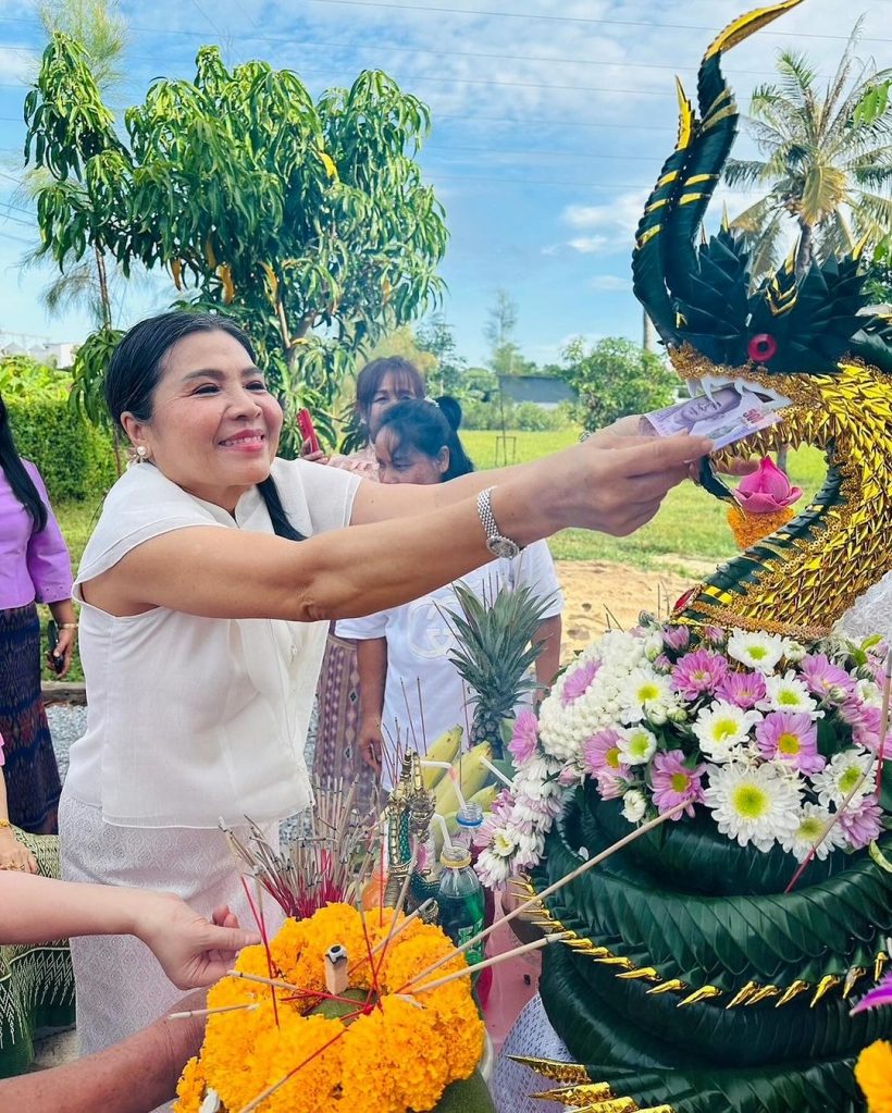 วันมงคล! ณเดชน์ ทำบุญขึ้นบ้านใหม่ที่ขอนแก่นเรียบง่ายน่าอยู่