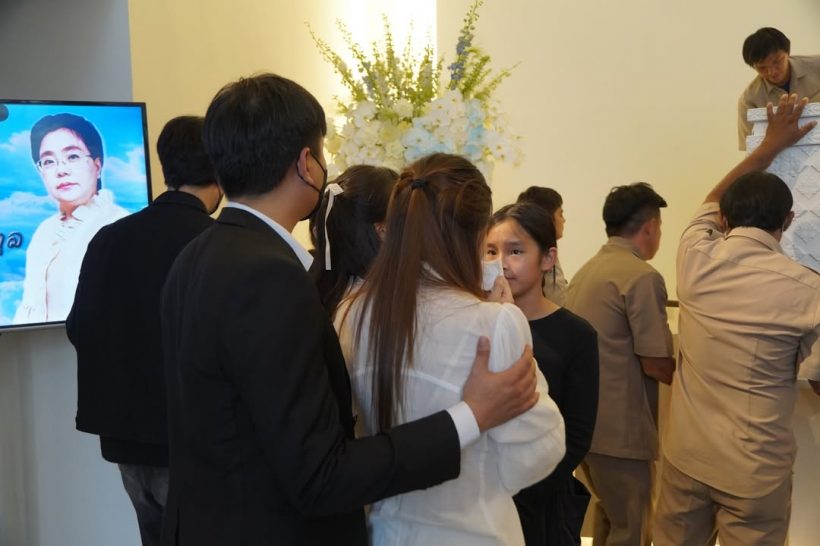 พี่สาวนนกุล โพสต์วันเกิดคุณแม่ พร้อมภาพจุกอกนาทีสูญเสีย
