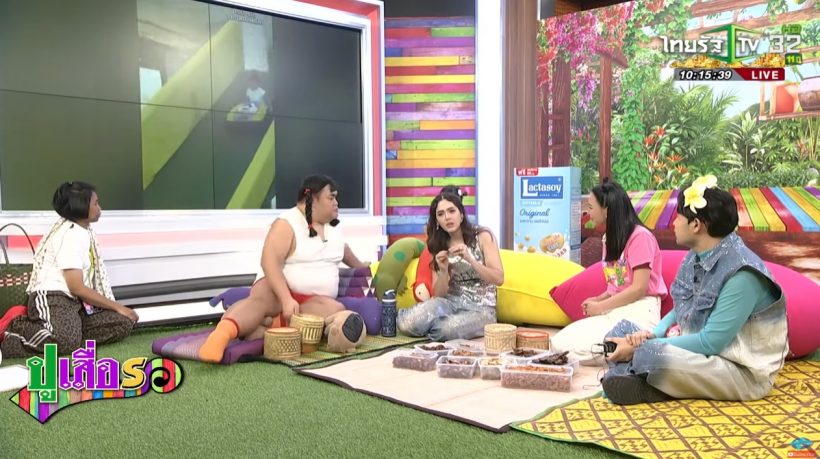 รู้แล้วมีเขิน! ชมพู่ อารยา เล่าลูก3 แล้วเอาเวลาไหนไปสวีทสามี?