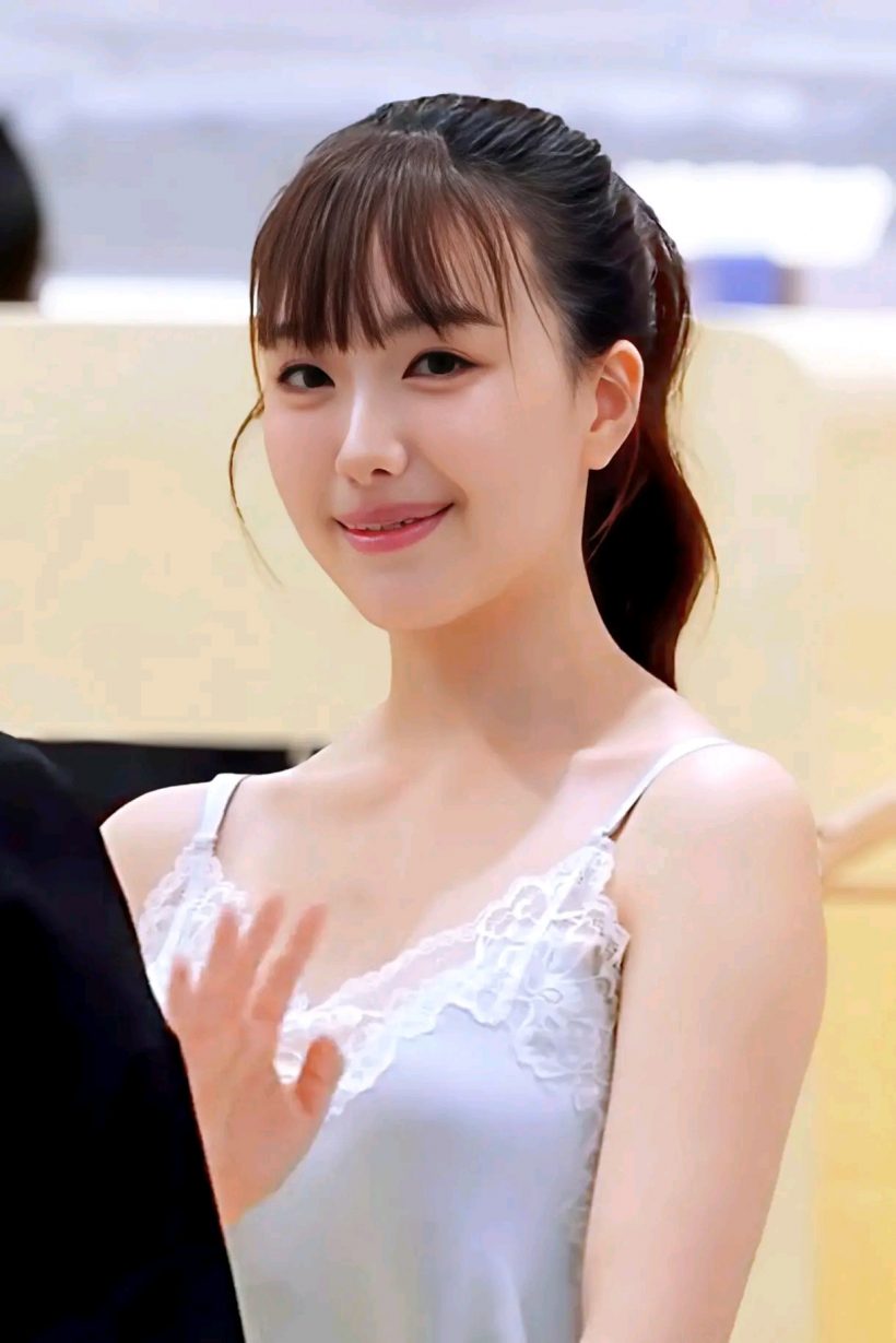 โตเป็นสาวแล้วจริงๆ! "อ๊ะอาย" สวยสะพรั่งออร่าพุ่ง