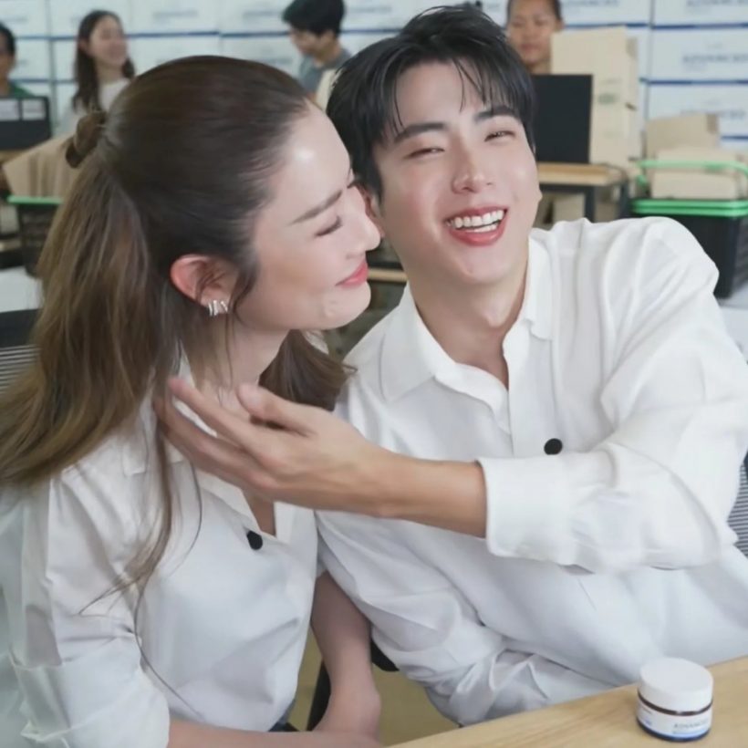 หยุดยิ้มไม่ได้เลย! เเอฟ-นนกุล ช็อตนี้ทำใจฟูทั้งด้อม