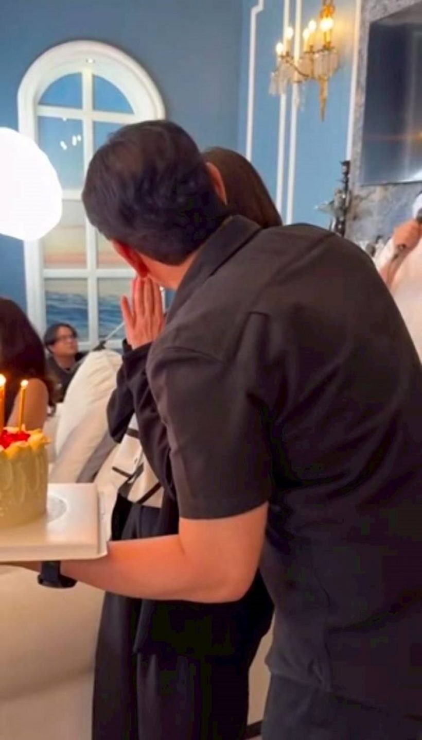 หวานเจี๊ยบ! เป๊กธัญญ่า โมเมนต์นี้ที่รอคอย ช็อตเดียวทำเอาฟิน