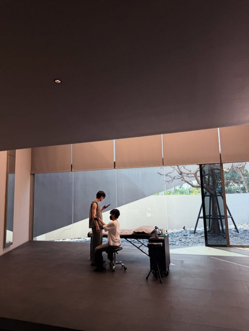 อย่างเท่! พระเอกฮอต โชว์ลายสักใหม่ แทบเต็มตัวแล้ว