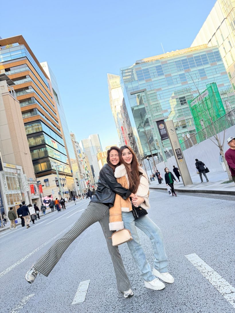 วุ้นเส้น-พอลล่า ควงแขนโชว์หวานที่ญี่ปุ่น