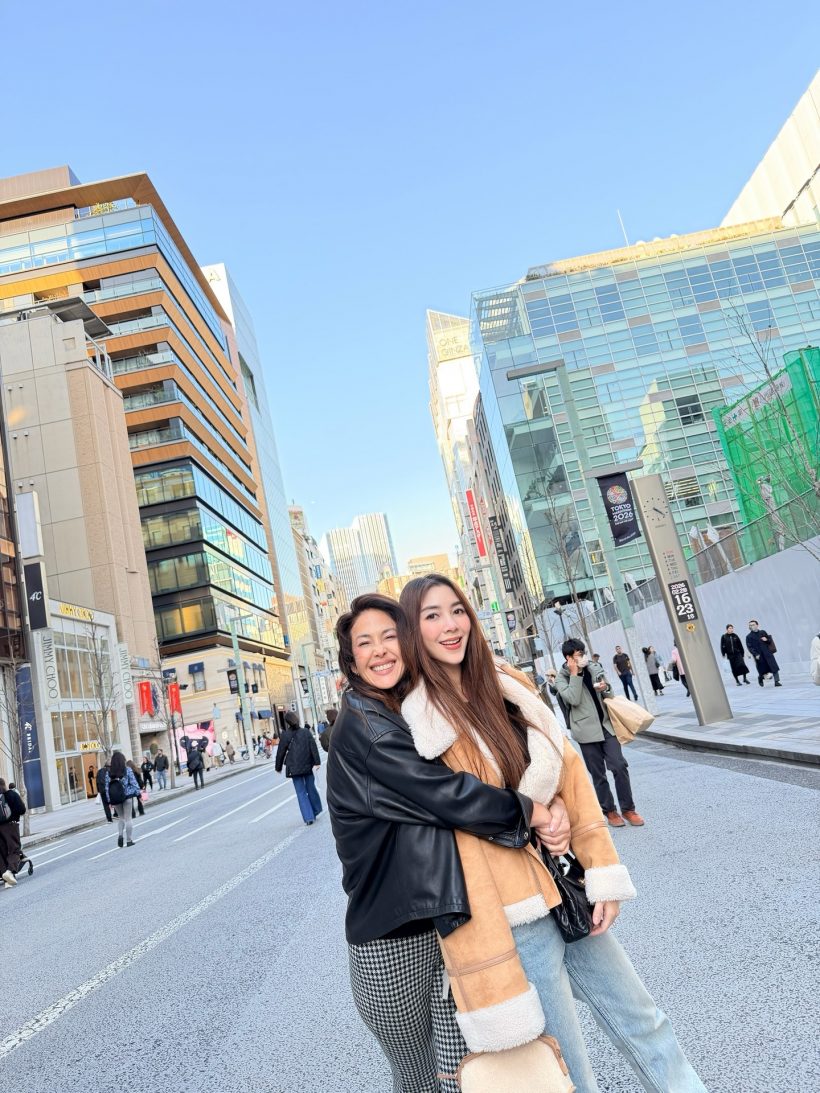 วุ้นเส้น-พอลล่า ควงแขนโชว์หวานที่ญี่ปุ่น