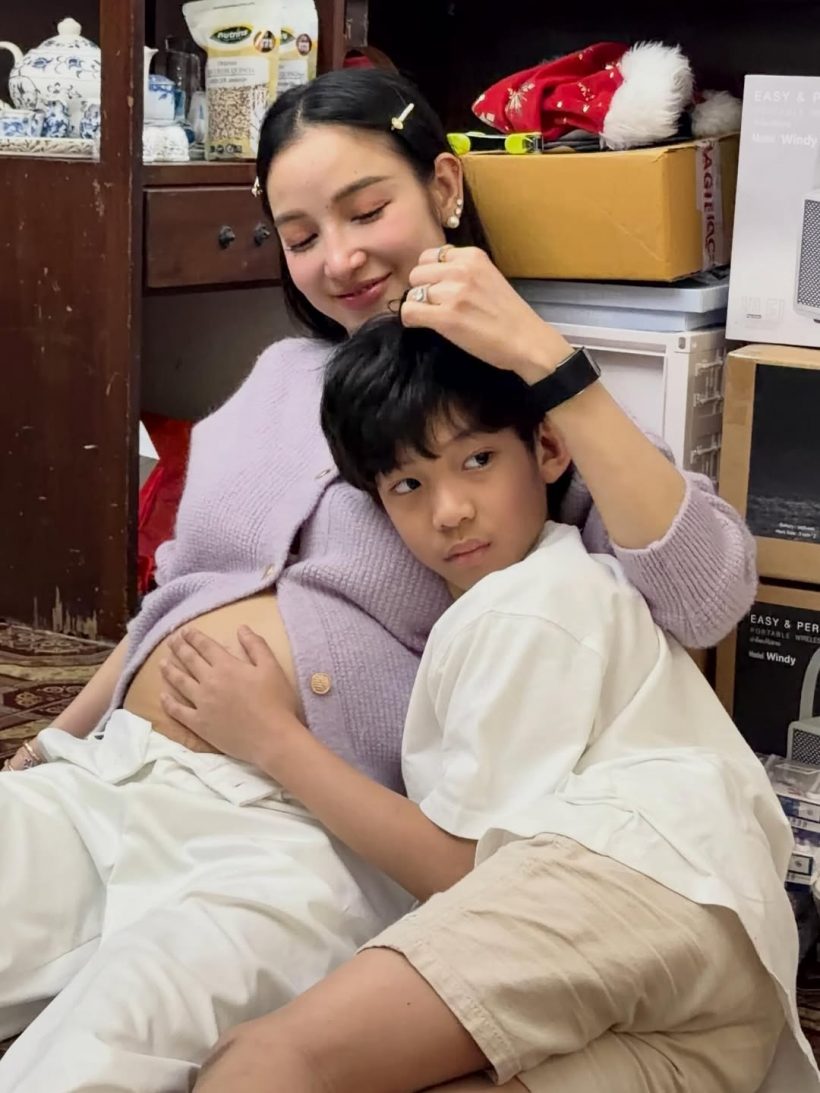 แซ่ซ้องยินดี ดาราดังอุ้มท้องลูกสาว 4เดือนท้องใหญ่ไวมาก