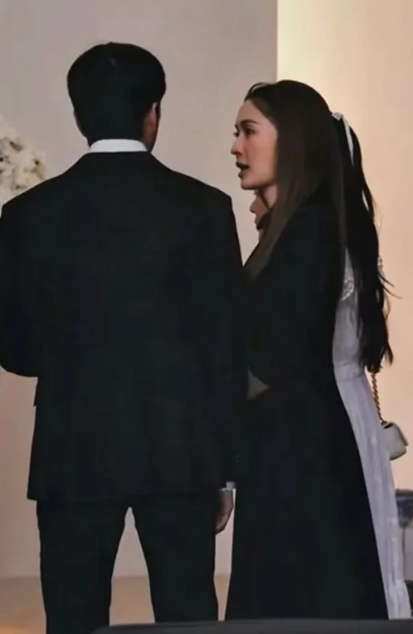 ชาวเน็ตแห่เมนต์หลังเห็นชุดที่แอฟ ทักษอร ใส่ไปร่วมงานคุณแม่นนกุล