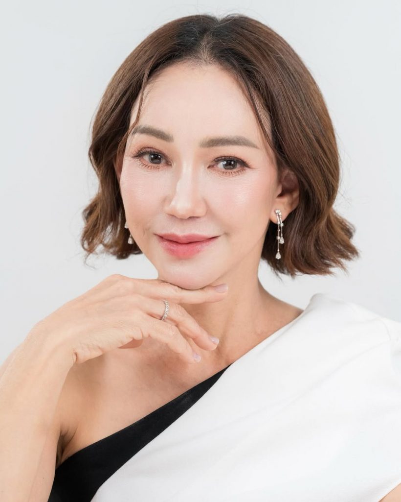 ดี้ ปัทมา สุดปลื้ม! ลูกสาวคนเก่งเรียนจบหมอเฉพาะทางเเล้ว